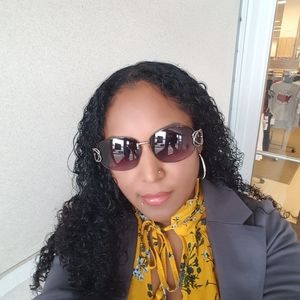 Meet your Posher, Candy